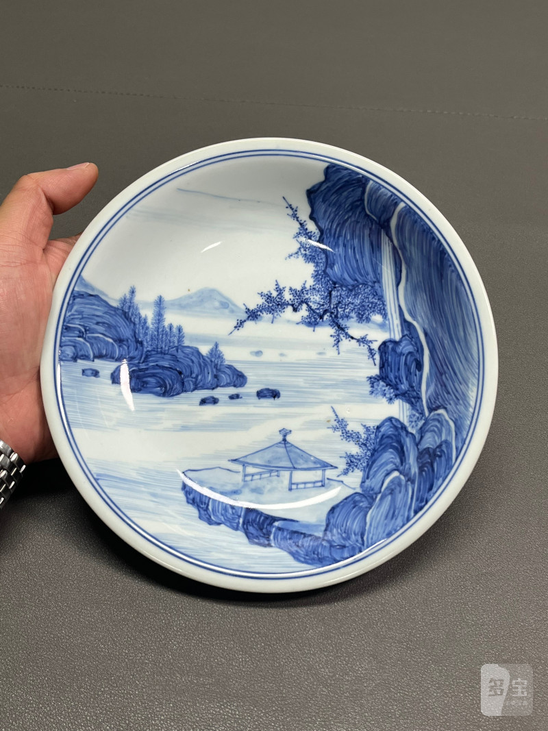 清康熙  青花“披麻皴”山水图盘 - 图4